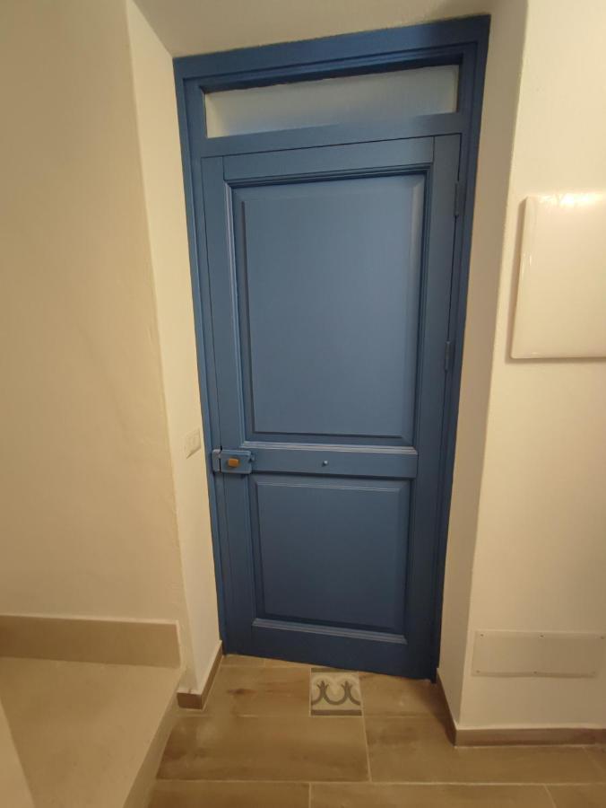 Residenza Nel Borgo L'Appusentu Bed & Breakfast Castelsardo Bagian luar foto
